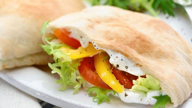 Νόστιμο και εύκολο snack στο γραφείο αλά κυπριακά